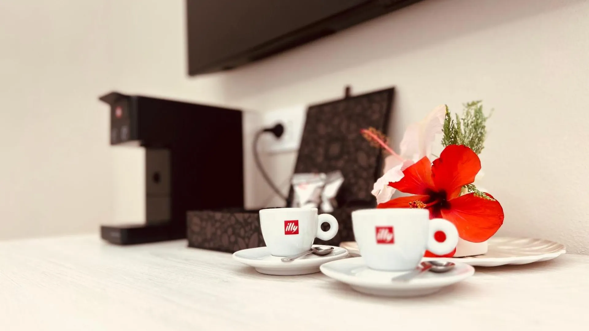 Maison Madeleine La Maddalena  Guest house La Maddalena (Sassari)